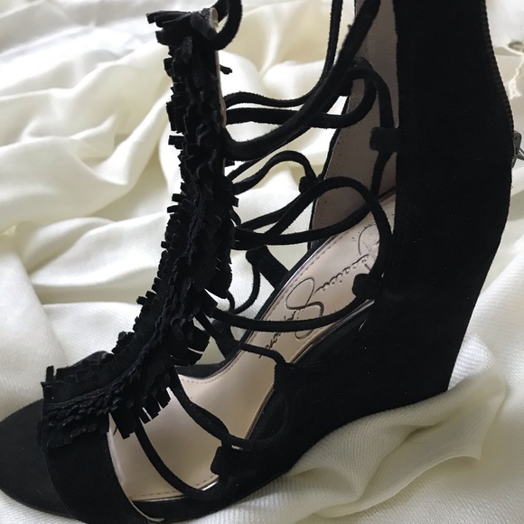 Jessica Simpson Black Wedge with Fringe 6 - Picture 3 of 5